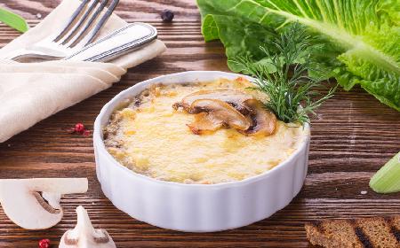 Ziołowa zapiekanka z pieczarkami i amarantusem